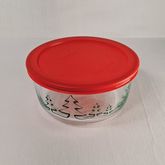CHristmas Tree Vintage Pyrex Glass Food Bowl 4 Cup, 950 ml, with Lid - Picture 2 of 10